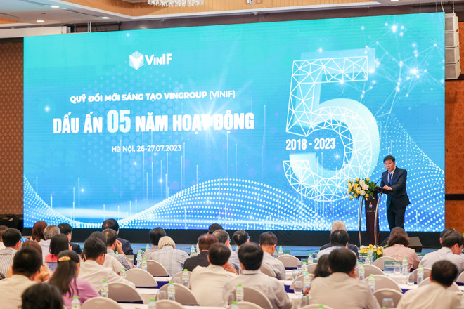 Giáo sư Vũ Hà Văn - Giám đốc Khoa học Quỹ Đổi mới sáng tạo VINIF phát biểu tại sự kiện. (Ảnh: Minh Sơn/Vietnam+) Gần 800 tỷ đồng được tài trợ phát triển nghiên cứu khoa học Việt Nam ảnh 1