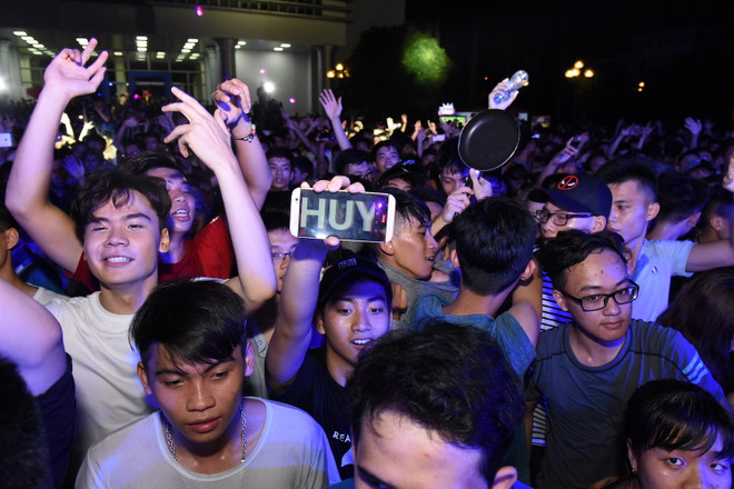 Giới trẻ cuồng nhiệt với lễ hội EDM đầu tiên dành cho học sinh ảnh 14