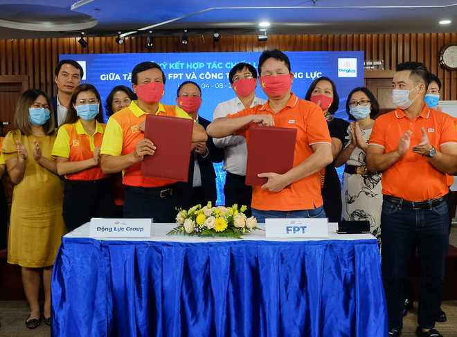 FPT hợp tác với doanh nghiệp chuyển đổi số trước làn sóng COVID-19 mới ảnh 1