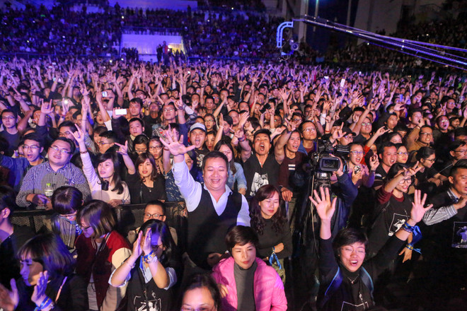Khán giả bật khóc trong đêm nhạc tưởng nhớ Trần Lập ảnh 1