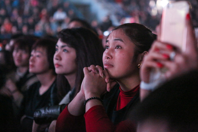 Khán giả bật khóc trong đêm nhạc tưởng nhớ Trần Lập ảnh 13