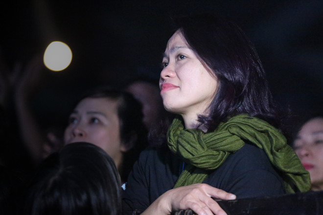 Khán giả bật khóc trong đêm nhạc tưởng nhớ Trần Lập ảnh 12