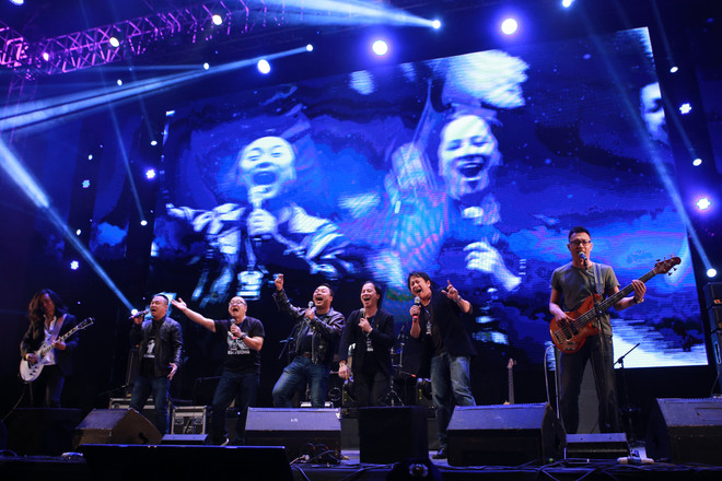 Khán giả bật khóc trong đêm nhạc tưởng nhớ Trần Lập ảnh 18