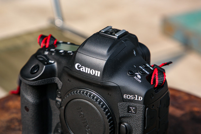 Chi tiết EOS-1D X Mark III: Bình cũ nhưng rượu mới của gia đình Canon ảnh 6
