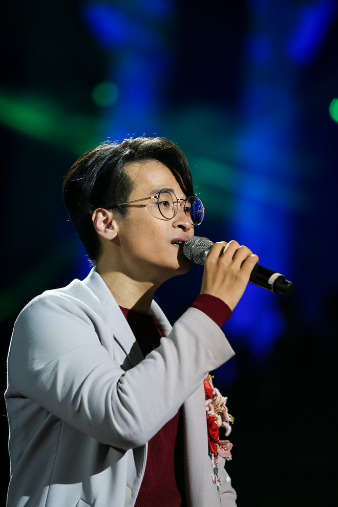 Hà Anh Tuấn song ca đầy ngọt ngào cùng Mỹ Tâm trong liveshow Romance ảnh 12