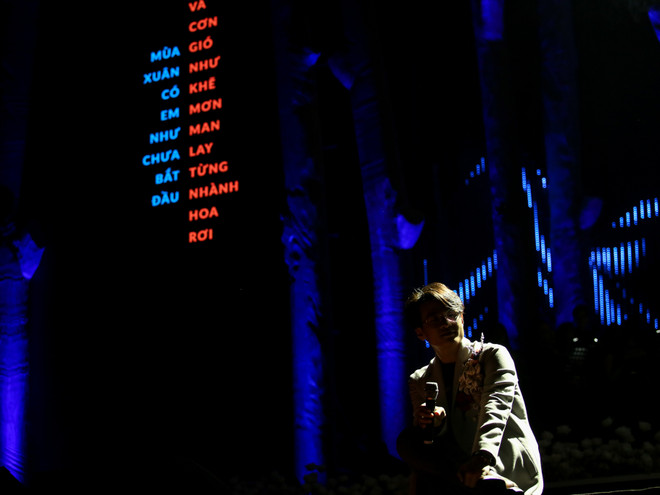 Hà Anh Tuấn song ca đầy ngọt ngào cùng Mỹ Tâm trong liveshow Romance ảnh 15