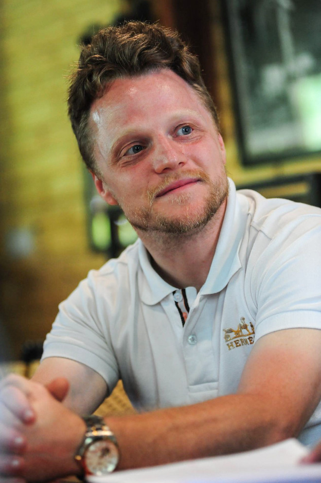 Gặp gỡ “ông Tây" dọn rác: "Tôi thấy đây là việc mình phải làm" ảnh 3