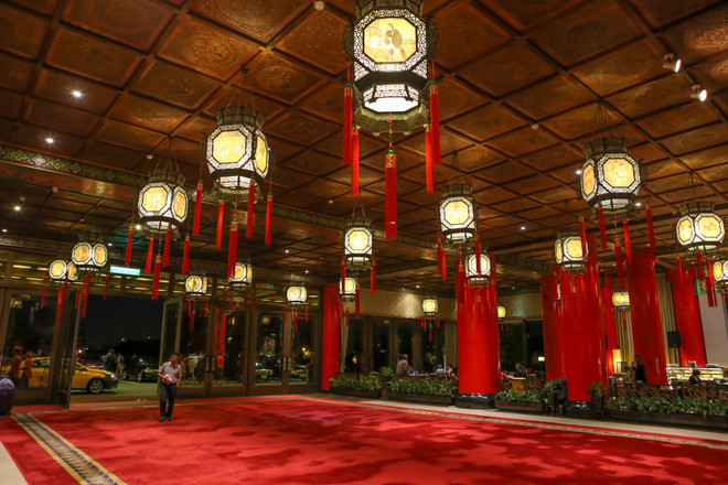 Cận cảnh khách sạn nguy nga với 250.000 con rồng tại Đài Loan ảnh 5