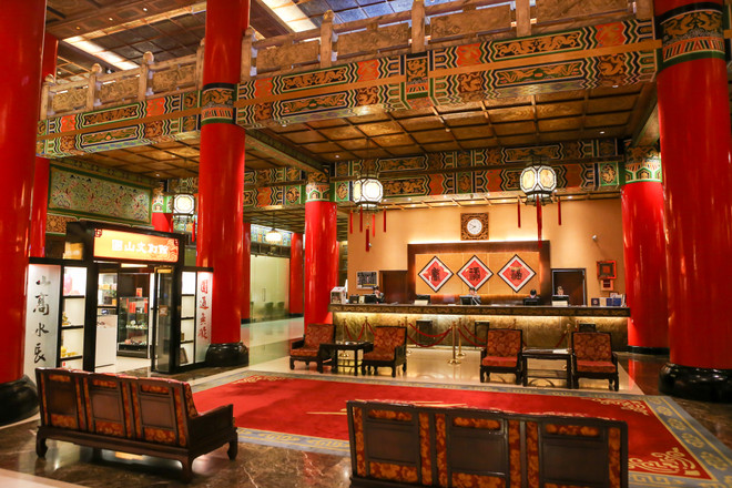 Cận cảnh khách sạn nguy nga với 250.000 con rồng tại Đài Loan ảnh 7