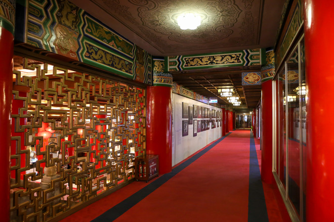 Cận cảnh khách sạn nguy nga với 250.000 con rồng tại Đài Loan ảnh 9