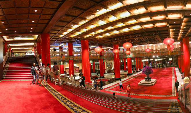 Cận cảnh khách sạn nguy nga với 250.000 con rồng tại Đài Loan ảnh 6