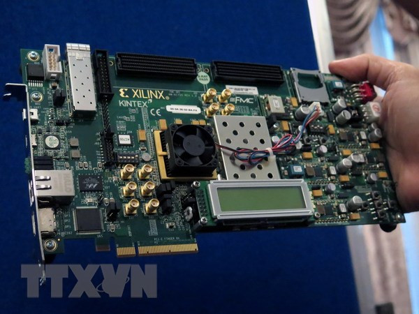 Phát triển vi mạch bán dẫn: Việt Nam cần làm chủ từ khâu thiết kế ảnh 2