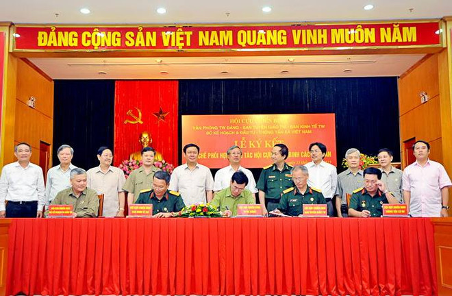 Ký kết quy chế phối hợp công tác Hội cựu chiến binh 5 cơ quan ảnh 2