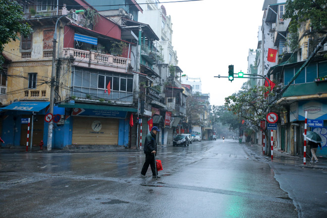 Có một Hà Nội yên bình, vắng lặng sáng mùng Một Tết ảnh 11