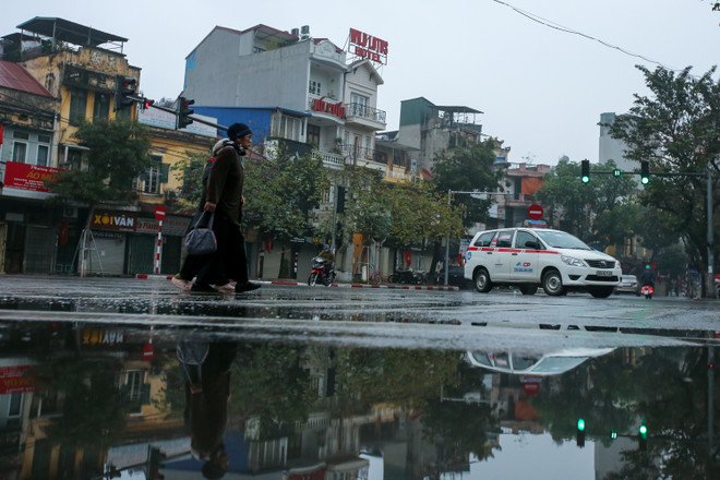 Có một Hà Nội yên bình, vắng lặng sáng mùng Một Tết ảnh 9