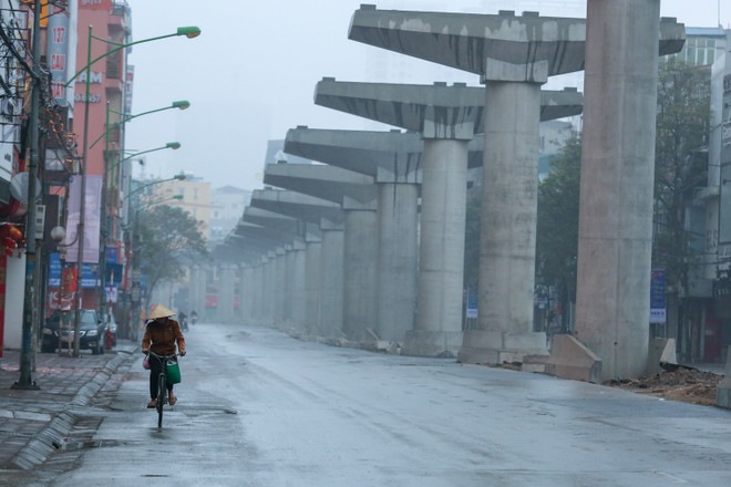 Có một Hà Nội yên bình, vắng lặng sáng mùng Một Tết ảnh 3