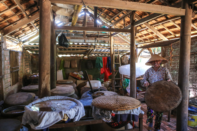 Tham quan làng nước mắm thủ công truyền thống ở Tam Thanh ảnh 1