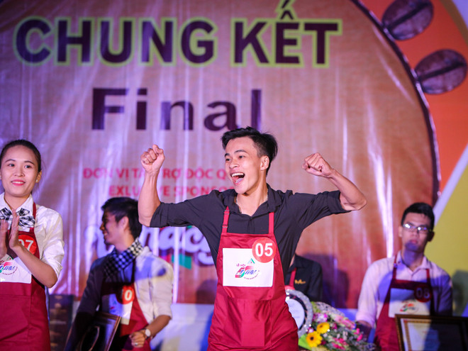 Chàng trai 20 tuổi giành ngôi vị Đệ nhất pha chế càphê Việt Nam ảnh 1