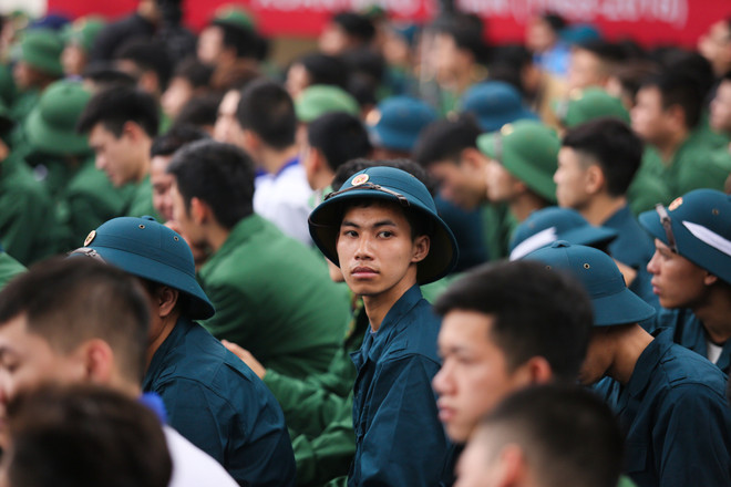 Cô gái trẻ bỏ ngang nghề kế toán để thực hiện giấc mơ quân ngũ ảnh 7