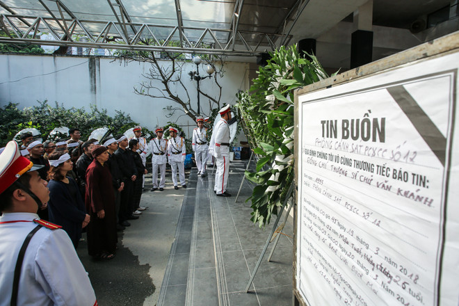 Xúc động phút tiễn đưa chiến sỹ Phòng cháy chữa cháy về Đất Mẹ ảnh 3