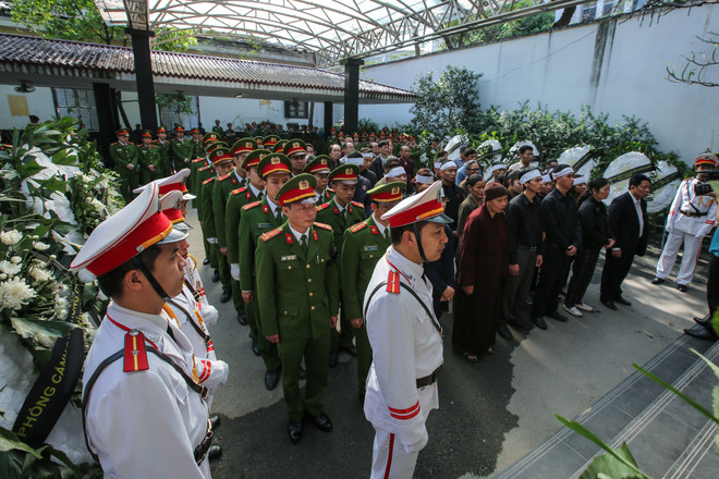 Xúc động phút tiễn đưa chiến sỹ Phòng cháy chữa cháy về Đất Mẹ ảnh 2