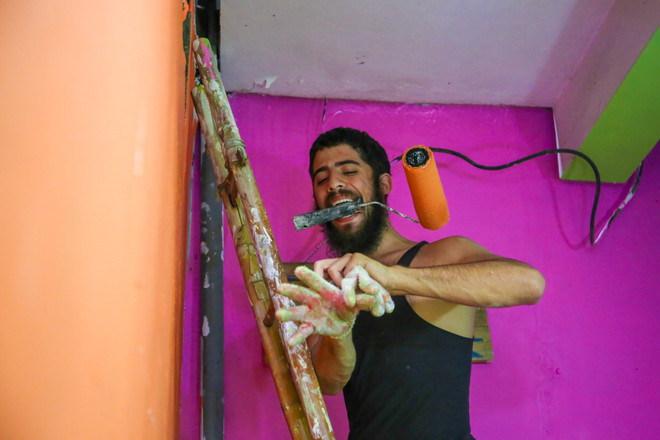 Chàng trai Mỹ mải miết nhuộm lại màu cho phố cổ Hà Nội ảnh 8