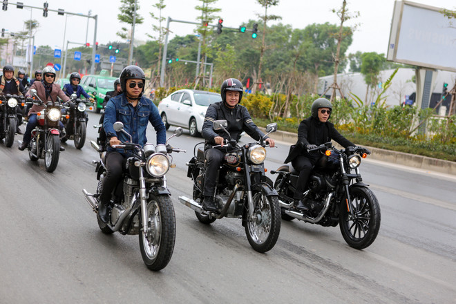 Dàn xe phân khối lớn diễu hành trước đêm nhạc tưởng nhớ Trần Lập ảnh 10