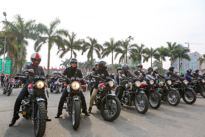 Dàn xe phân khối lớn diễu hành trước đêm nhạc tưởng nhớ Trần Lập ảnh 2