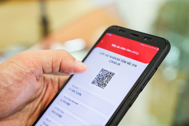 'Số hoá' thông tin tiêm chủng vaccine COVID-19 cho người Việt ảnh 2
