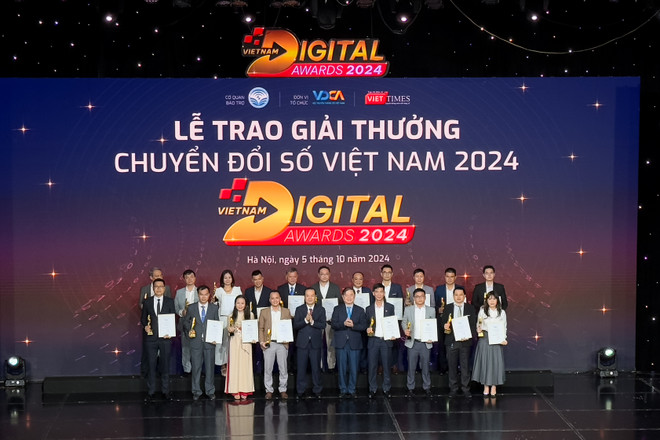 vnp_giai thuong chuyen doi so vietnam 2.jpg