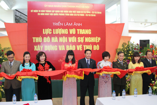 Triển lãm ảnh về lực lượng vũ trang Thủ đô qua các thời kỳ ảnh 1