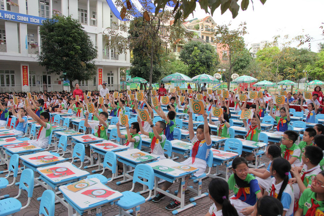 Học sinh Hà Nội hào hứng tìm hiểu kỹ năng phòng chống đuối nước ảnh 4