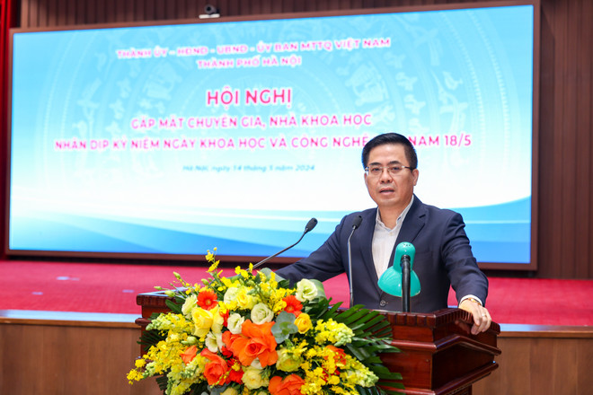 Thứ trưởng Bộ Khoa học và Công nghệ Nguyễn Hoàng Giang phát biểu tại sự kiện. (Ảnh: Minh Sơn/Vietnam+) vnp_nha khoa hoc ha noi14.jpg