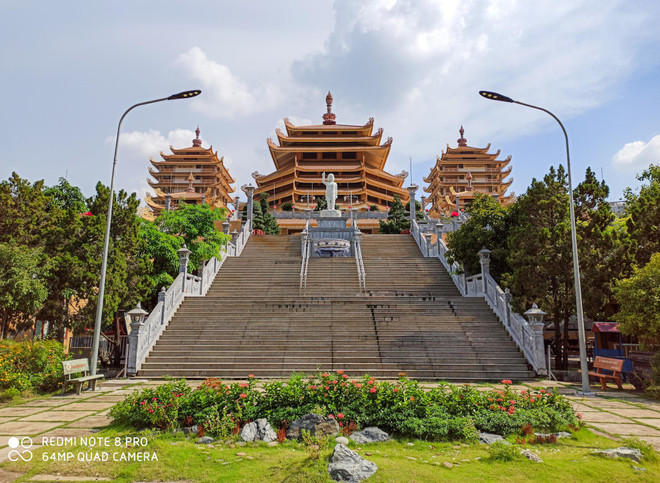 Xiaomi trình làng điện thoại camera 64MP đầu tiên tại Việt Nam ảnh 2