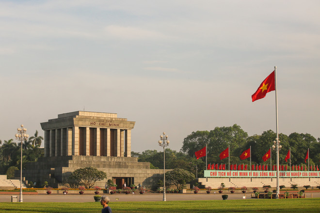 Lễ chào cờ tại Quảng trường Ba Đình trong ngày Sinh nhật Bác ảnh 12