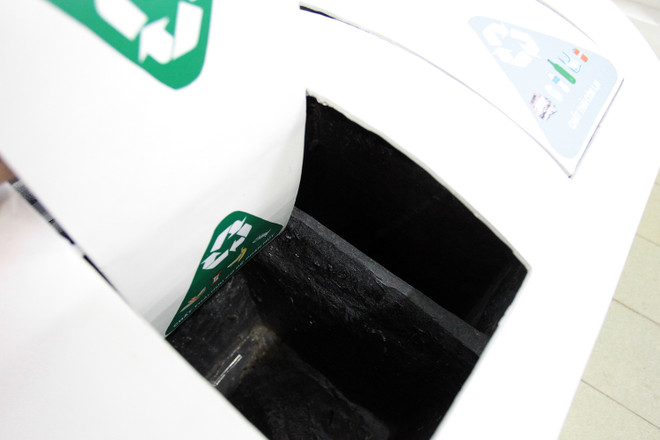 Hà Nội sắp có thùng rác thông minh có thể sạc được điện thoại di động ảnh 6