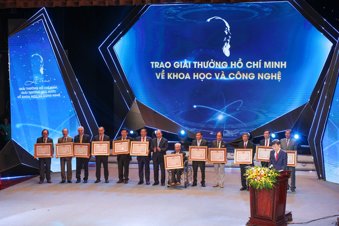 Các công trình được trao giải thưởng Hồ Chí Minh về Khoa học và Công nghệ. (Ảnh: Minh Sơn/Vienam+) 29 công trình vinh dự nhận Giải thưởng Hồ Chí Minh và Nhà nước về KHCN ảnh 1
