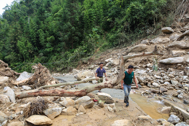 Bài 5: Rình rập nguy cơ phát nổ những quả "bom đất" ở Lào Cai ảnh 4