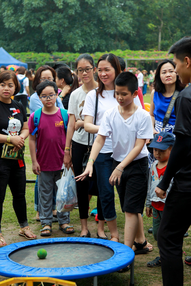 Giới trẻ Hà Nội thích thú khám phá game nhập vai thực tế ngoài trời ảnh 12