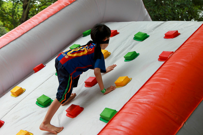 Giới trẻ Hà Nội thích thú khám phá game nhập vai thực tế ngoài trời ảnh 7