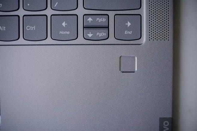 Lenovo trình làng laptop siêu mỏng giá từ 6,099 triệu đồng ảnh 2