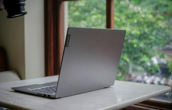 Lenovo trình làng laptop siêu mỏng giá từ 6,099 triệu đồng ảnh 1