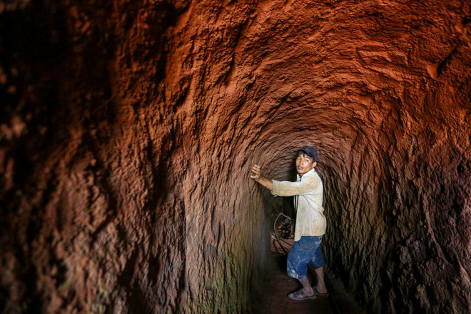 Những cuộc mưu sinh bên miệng hố "tử thần" ở Tây Nguyên ảnh 11