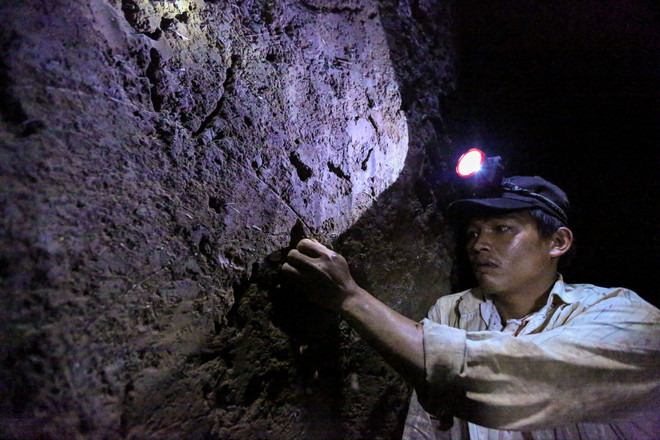 Những cuộc mưu sinh bên miệng hố "tử thần" ở Tây Nguyên ảnh 14