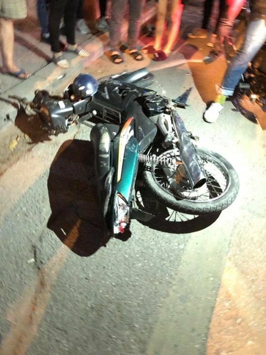 Xe ôtô kéo lê nạn nhân trên đường hàng chục mét sau khi gây tai nạn ảnh 2