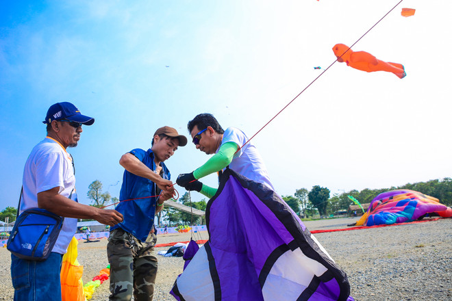 Chiêm ngưỡng dàn diều “độc nhất vô nhị” bay ngợp trời Thủ đô ảnh 9