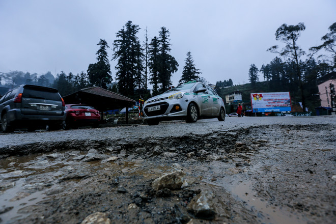 Hình ảnh những 'con đường đau khổ' giữa 'thiên đường du lịch' Sapa ảnh 5