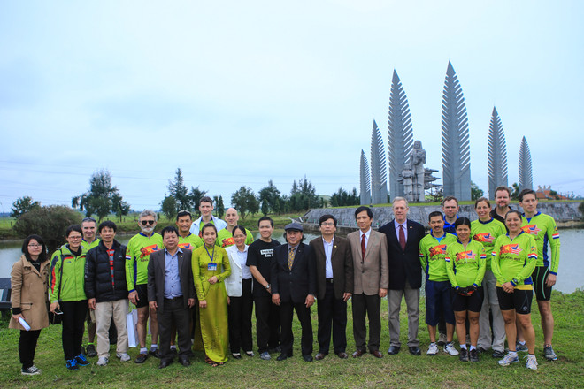 Đại sứ Hoa Kỳ Ted Osius: "Chúng ta nên thành thật với quá khứ" ảnh 5