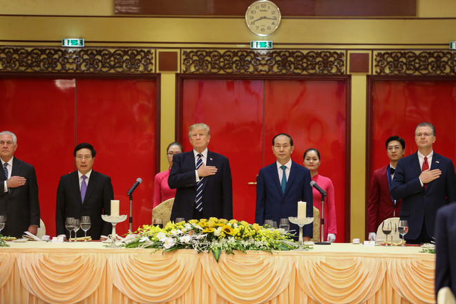 Chủ tịch nước chủ trì Quốc yến chiêu đãi Tổng thống Donald Trump ảnh 10