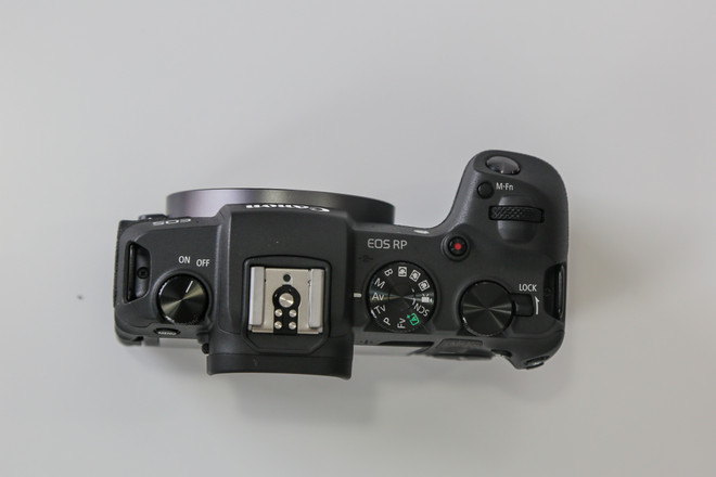 'Trên tay' EOS RP - Máy ảnh không gương lật mới nhất của Canon ảnh 8